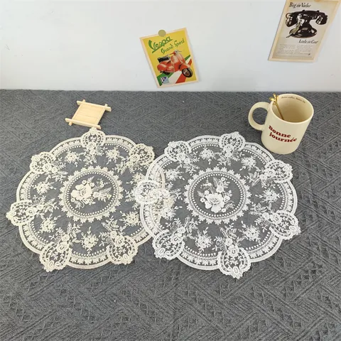 Vintage European Round Lace Embroidery Place Mat Polyester Water Soluble Mesh Vase Mat Floral Table Decor For Dining Room Home Photography Prop