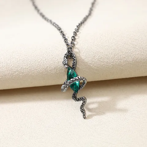 Collar con Colgante de Serpiente con Piedra Verde Vintage Gótico Estilo Bruja Aleación Plata Antigua Joyería para Mujer