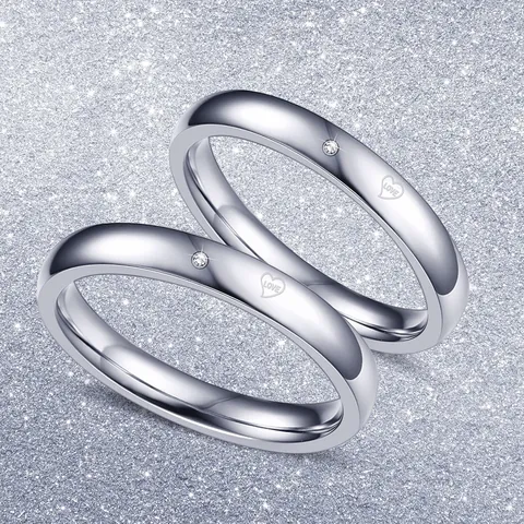 Bagues de Couple Gravées Cœur LOVE en Acier Titane Minimaliste Bague Alliance avec Diamant Réel Cadeau de Bijoux de la Saint-Valentin pour Hommes Femmes