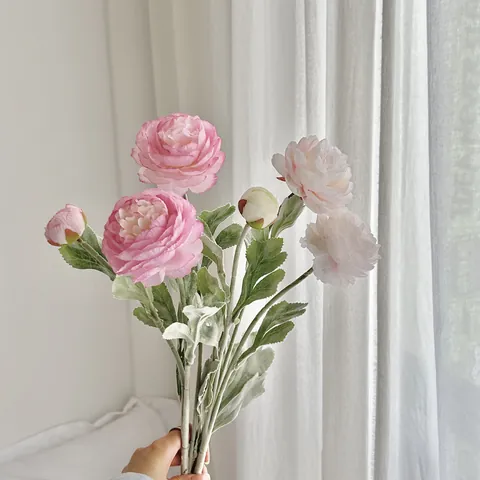 Nordic Style Artificial Ranunculus Silk Fabric Flower Bouquet 3 Heads For Home Living Room Wedding Table Decoration Photography Props