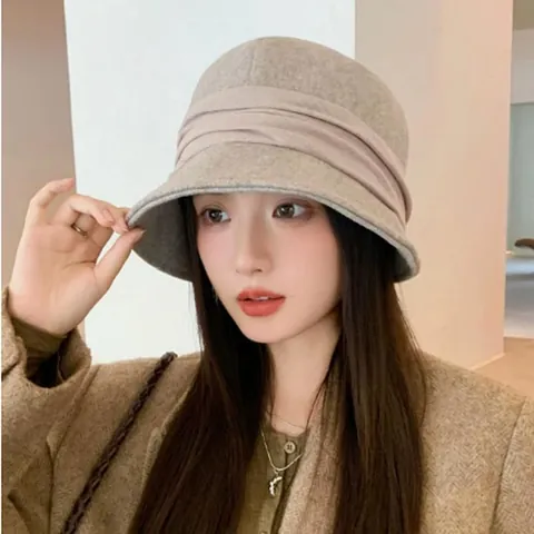 French Vintage Hepburn Style Pleated Fisherman Hat For Women Winter Warm Woven Bucket Hat Elegant Solid Color Basin Hat