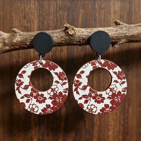 Pendientes de Aro Huecos de Madera Vintage Estampado Floral de Rosa Roja Borgoña Pendientes de Gota de Madera Poste de Acero Inoxidable Joyería Para Mujer