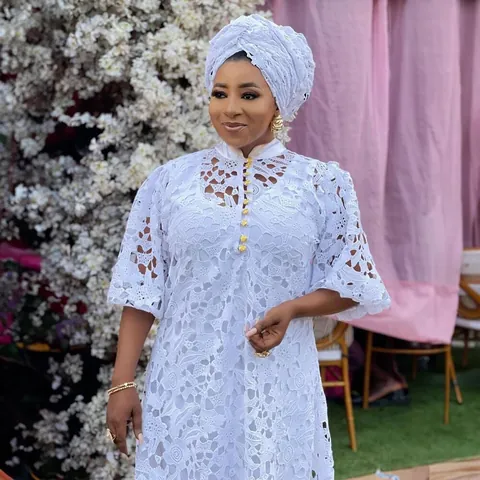 Women African Ethnic Water Soluble Lace Hollow Out Maxi Dress With Matching Headscarf Elegant Plus Size Long Sleeve Party Gown White Polyester Traditional Apparel
