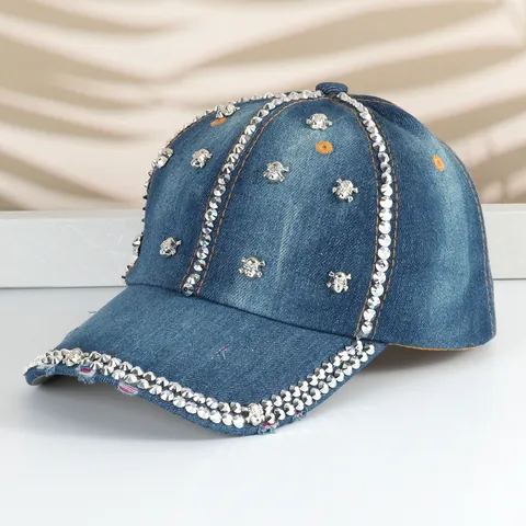 Berretto da Baseball Britannico Retrò Con Rivetti in Metallo Strass e Motivo a Teschio Unisex Hip Hop Punk Sun Hat
