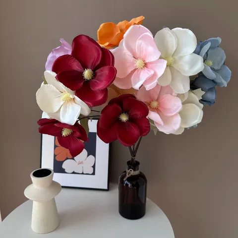 Artificial Magnolia Flower Three Head Silk Cloth Simulation Bouquet For Wedding Home Hotel Desktop Decoration Elegant Floral Arrangement