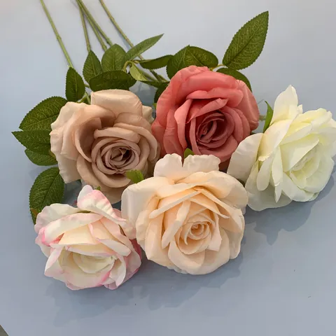 Realistische Künstliche Rose Seidenstoff Blume Einzelstiel Gefälschte Rose Für Hochzeit Zuhause Tisch Mittelstück Hotel Party Blumendekoration
