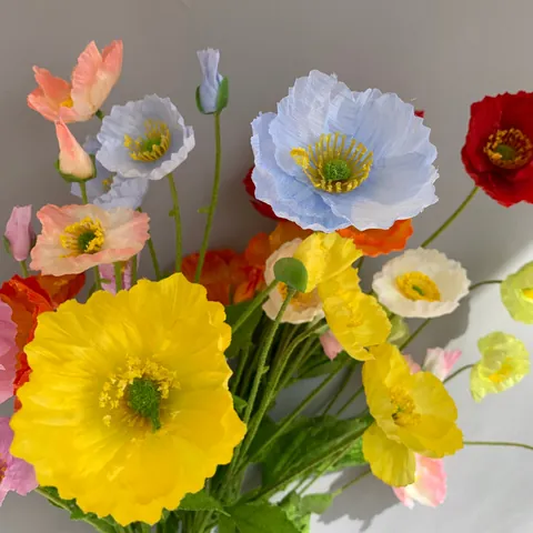 Flores de Amapola de Seda Artificial Realistas 3 Cabezas 1 Capullo Tallo Flocado Para Banquete de Boda Decoración de Hogar