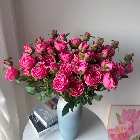 Artificial Triple-Head Royal Rose Silk Flowers Elegant Fake Rose Bouquet With Green Leaves For Home Living Room Wedding Decor