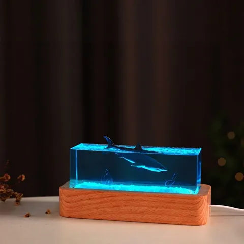 Creative Ocean Theme Resin Whale Night Light With Solid Wood Base Shark Diver Ornament For Bedroom Office Table Decor Gift