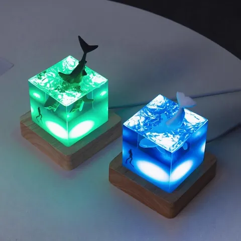 Creative Deep Sea Whale Shark Resin Night Light Micro Landscape Diver Ornament With Solid Wood Base For Desktop Decor Gift