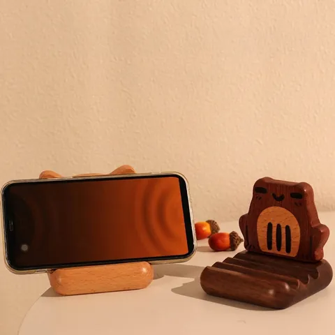 Supporto Creativo per Telefono in Legno a Forma di Rana e Gatto Decorazione da Scrivania Minimalista in Legno Massiccio