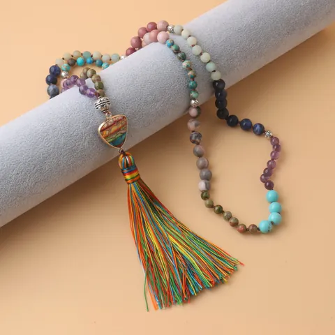Collar Mala 108 Cuentas Piedra Colorida Colgante Triángulo Borla Collar para Yoga Meditación Mujeres Hombres Joyería Bohemia
