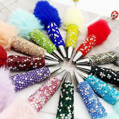 Luxe Volledig Bedekte Strass Balpen Met Kunstbont Pompon Decoratieve Metalen Creatieve Schrijfwaren Schrijfpen Cadeau Kantoor Schoolbenodigdheden