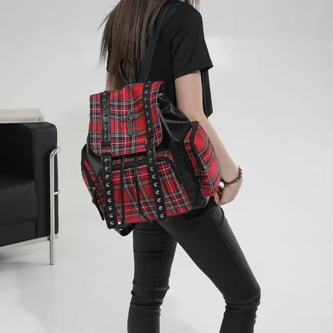 Damen Plaid Punk Rucksack Große Kapazität Nieten Kreuz Anhänger Pendler Reisetasche Gothic Ästhetik Kunstleder Patchwork Rucksack
