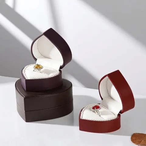 Portagioie a Forma di Cuore in Pelle PU con Interno Fioccato per Anelli Orecchini Pendenti Confezione Regalo Matrimonio
