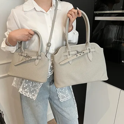 Retro Pleated PU Leather Handbag For Women Large Capacity Niche Tote Shoulder Bag With Buckle Crossbody Bag Work Everyday