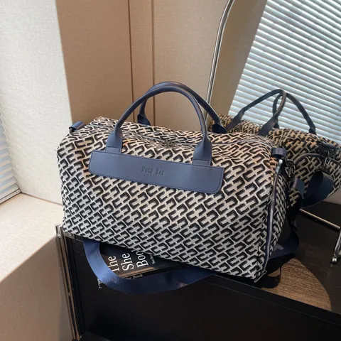 Sac de Voyage Grande Capacité pour Femmes Jacquard Géométrique Toile Weekend Sac de Sport avec Compartiment à Chaussures Sac de Voyage Bagage