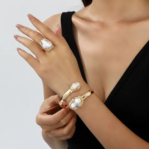 Vintage Irregular Artificial Pearl Jewelry Set Gold Silver Alloy Necklace Earrings Ring Bracelet For Women Luxury Fashion Accessory
