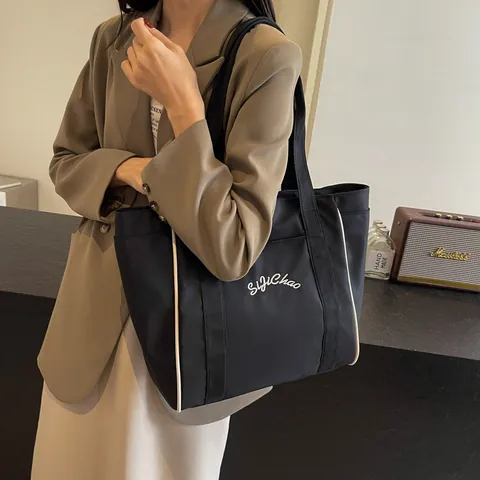 Bolso Tote de Tela Oxford de Nailon de Gran Capacidad para Mujer Bordado de Letras de Moda Bolso de Hombro Versátil para Viaje de Trabajo
