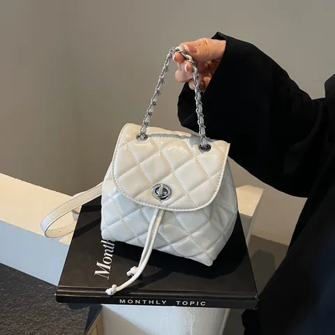 Sac Seau à Cordon Matelassé en Losange pour Femmes Petit Sac à Dos en Cuir PU Souple avec Chaîne