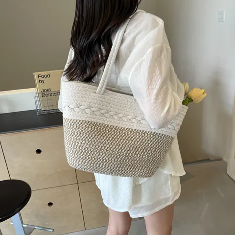 Sac Fourre-tout en Paille Tissé à la Main pour Femmes Minimaliste Grande Capacité Épissage Couleur Contrastée Été Plage Vacances Sac à Main Bandoulière