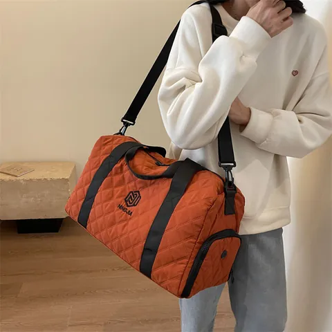Quilted Rhombus Travel Bag Large Capacity Duffel Bag Women Men Waterproof Canvas Weekend Overnight Fitness Gym Tote Bag Shoulder Strap