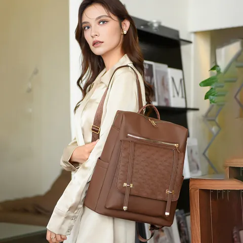 Zaino da Donna in Pelle PU Grande Capacità 2024 Moda Casual Borsa da Viaggio Impermeabile Zainetto Scolastico Multiuso