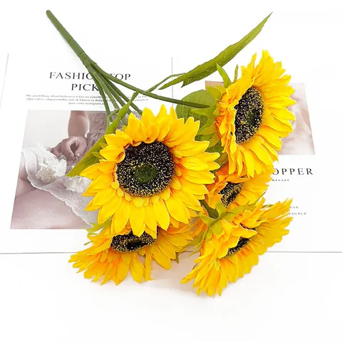 Künstlicher Sonnenblumenstrauß Satin-Stoff Multi-Kopf Blumen Heimdekoration Hochzeit Fotografie Requisite Gelbe Florale Anordnung