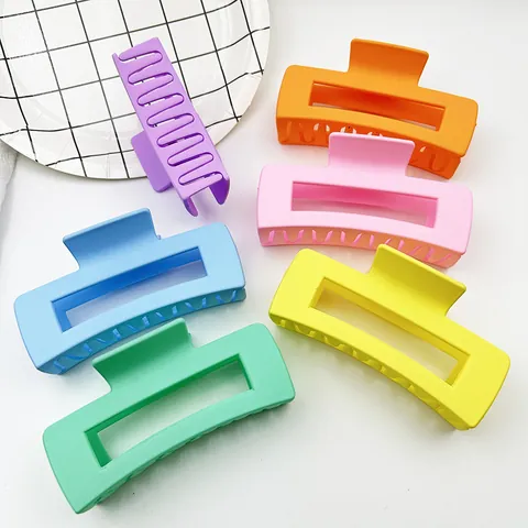 Matte Square Hair Claw Clip Large Geometric Nonslip Shark Clip For Women Elegant Hair Accessories Trendy Headwear