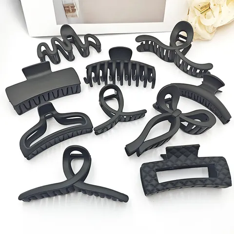 Women Matte Black Hair Claw Clip Minimalist Geometric Shark Hair Clip Matte Finish Large Fashion Hairpin Hair Accessories For Daily Commute