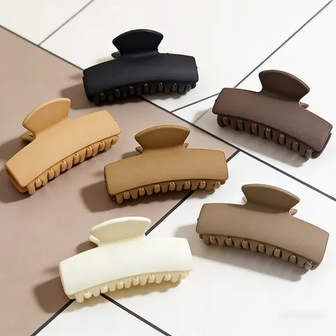 French Retro Matte Rectangle Hair Claw Clip Large Shark Clip Elegant Matte Spray Painted Headwear Hairpin Accessory For Women