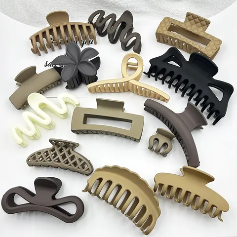 Matte Large Hair Claw Clips Elegant Geometric Non-Slip Hair Jaw Clips For Thick Thin Hair Women Daily Minimalist Hair Styling Accessories