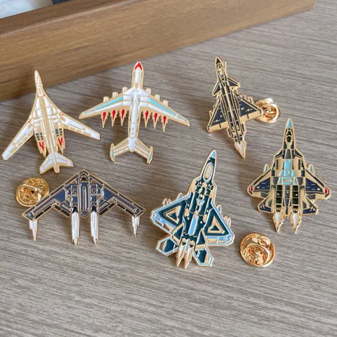 Zinc Alloy Enamel Aircraft Fighter Jet Brooch Pin Military Airplane Model Badge Jewelry For Men Women Backpack Clothing Accessory