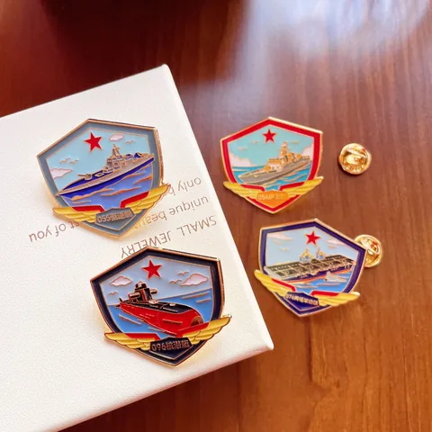 Military Naval Ship Metal Badge Brooch Enamel Pins For Navy Aircraft Carrier Destroyer Submarine Souvenir Jewelry Gift
