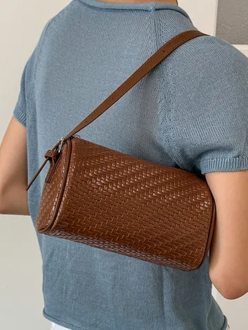 Women Retro Woven Cylindrical Underarm Crossbody Bag Premium PU Leather Zipper Shoulder Bag Vintage Fashion Barrel Bag