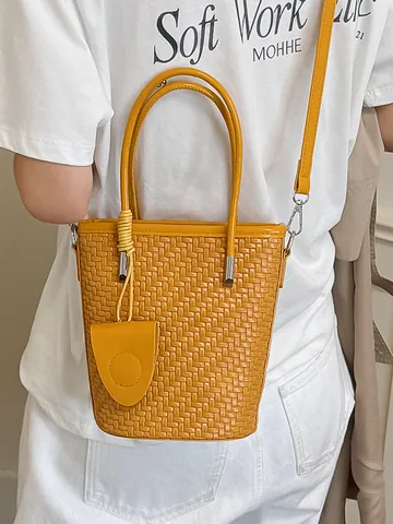 Women's Woven PU Leather Bucket Bag Minimalist Solid Color Commuter Shoulder Crossbody Bag Handbag With Mini Pouch Pendant