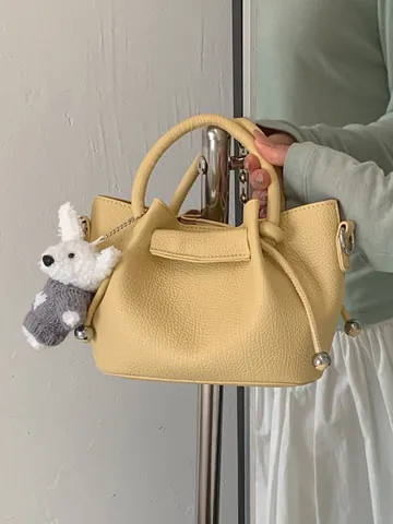 Elegant PU Pebbled Leather Bucket Bag Pleated Solid Color Handbag Shoulder Crossbody Bag For Commuting Women