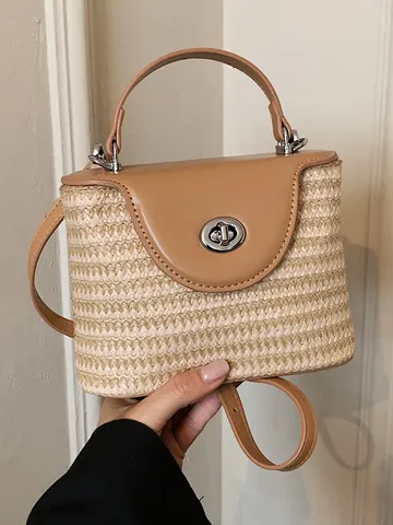 Sac Seau en Paille Tissé à la Main pour Femme Vintage Patchwork en Cuir Synthétique Sac de Plage Avec Bandoulière en Métal