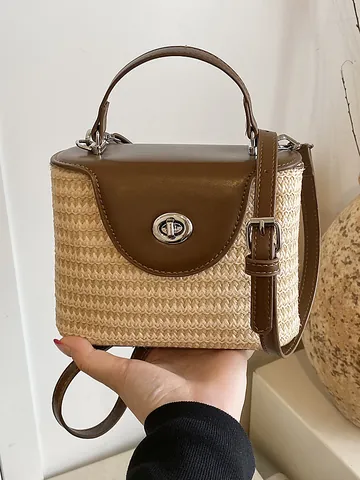 Sac Seau en Paille Tissé à la Main pour Femme Vintage Patchwork en Cuir Synthétique Sac de Plage Avec Bandoulière en Métal