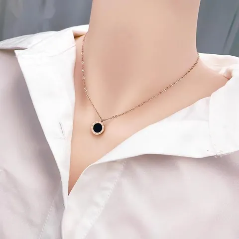 Titanium Steel Roman Numerals Pendant Necklace For Women Double Sided Round Clavicle Chain Rose Gold Plated Jewelry Gift