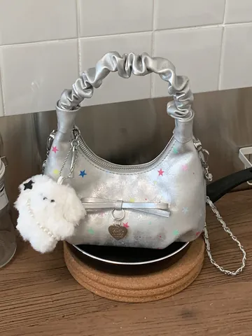 Borsa a Spalla da Donna Designer Stampa Stellata Pelle PU Manico a Nuvola Pieghettato Tracolla a Catena Con Ciondolo in Peluche
