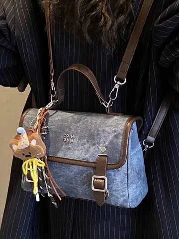 Dames Retro PU Leer Mode Rugzak Multifunctionele Schoudertas Patchwork Woon-werkverkeer School Reistas Met Berenhanger