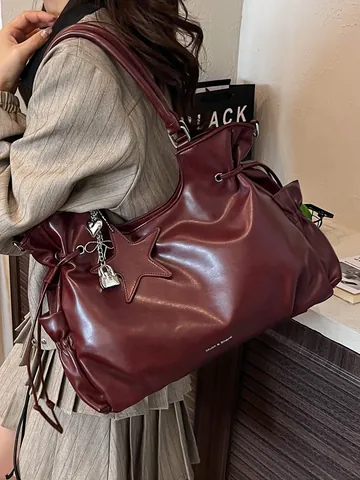 Retro Large Capacity PU Leather Tote Bag For Women Pleated Solid Color Shoulder Bag With Metal Pendant Office Daily Commuting Casual Handbag