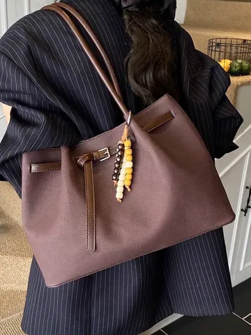 Women Vintage Large Capacity Tote Bag Fashion Commute Shoulder Bag Contrast Color PU Leather Handbag With Beaded Pendant