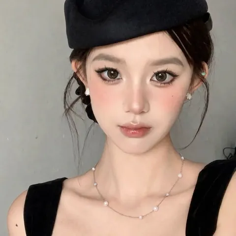 French Elegant Y-Shaped Artificial Pearl Tassel Necklace For Women Light Luxury Gypsophila Clavicle Chain Accessories