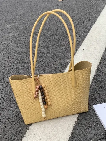 Women Woven Tote Bag Large Capacity PU Leather Shoulder Bag Vintage Fashion Minimalist Handbag With Wooden Bead Tassel Charm Daily Commuter Purse
