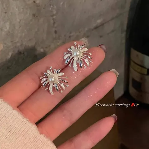 Mode Feuerwerk Ohrstecker Für Damen Versilbertes Kupfer Künstliche Perle Strass S925 Stift Leichter Luxus Schmuck