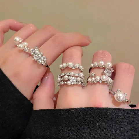 French Baroque Artificial Pearl Open Ring For Women Elegant Rhinestone Adjustable Alloy Finger Ring Retro Light Luxury Jewelry Accessories