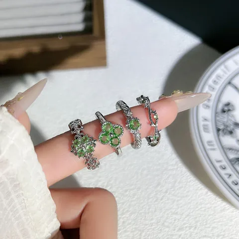 Minzgrüner Zirkonia Kleeblatt Offener Ring Für Damen Süßer Coole Stil Kupfer Versilbert Verstellbar Rebe Floral Fingerring Schmuck