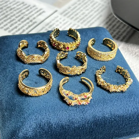 Französischer Vintage Vergoldeter Kupfer Offener Ring Für Damen Palast Stil Zirkonia Eingelegt Verstellbarer Mode Fingerring
